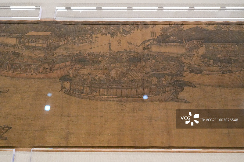 北京故宫博物院“百年守护-从紫禁城到故宫博物院”展览现场实拍北宋张择端《清明上河图》真迹图片素材