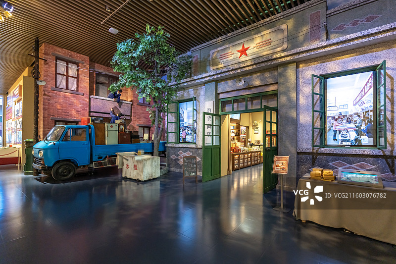 新中国人民生活图片素材