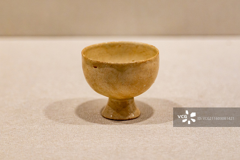 元代-青白釉深腹高足杯 南昌县博物馆图片素材