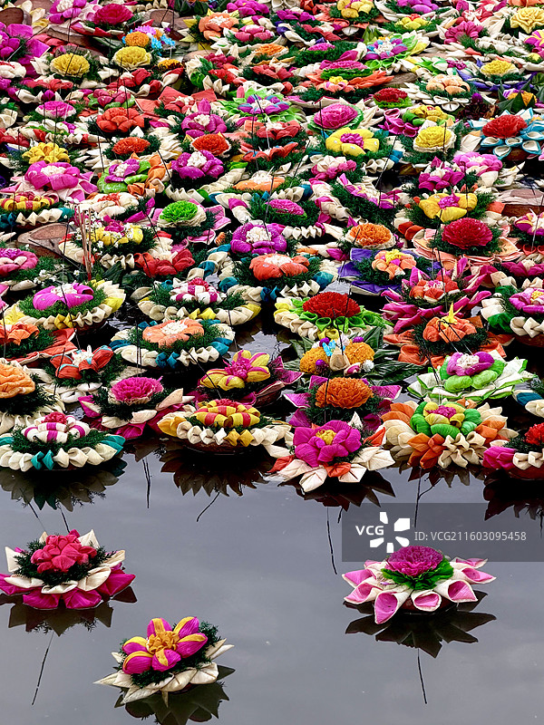 清迈水灯节｜祈福图片素材