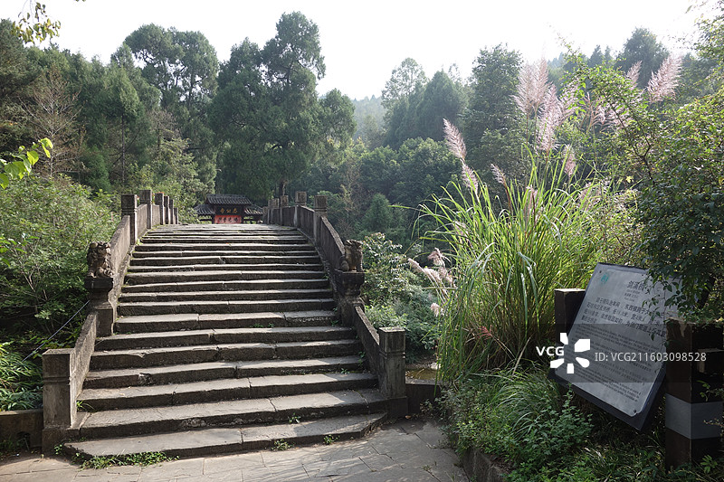 四川省广元市剑阁县剑门关镇剑溪桥图片素材