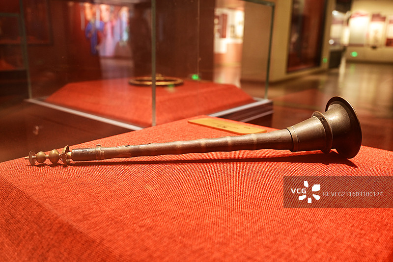 泉州 非遗 南音 梨园戏 高甲戏 乐器 道具 二胡 二弦 三弦 锣 鼓 洞箫图片素材