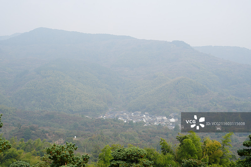 宁波 奉化 溪口镇 雪窦山 山区图片素材