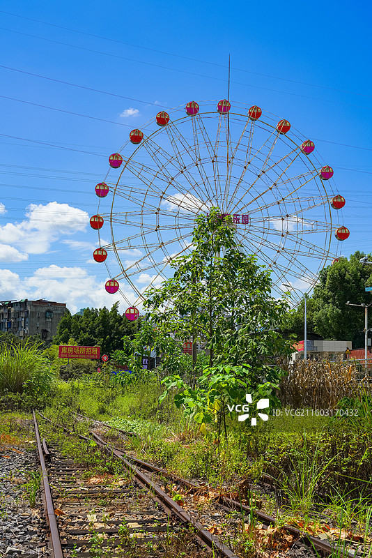 福建省南平市延平区，东溪路，米拉奇创意集市，废弃游乐园图片素材