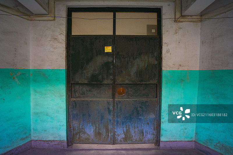 福建省三明市三元区，三钢职工之家，群英三村15号楼，前苏联风格，三角楼图片素材