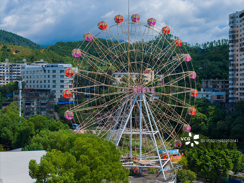 福建省南平市延平区，东溪路，米拉奇创意集市，废弃游乐园图片素材