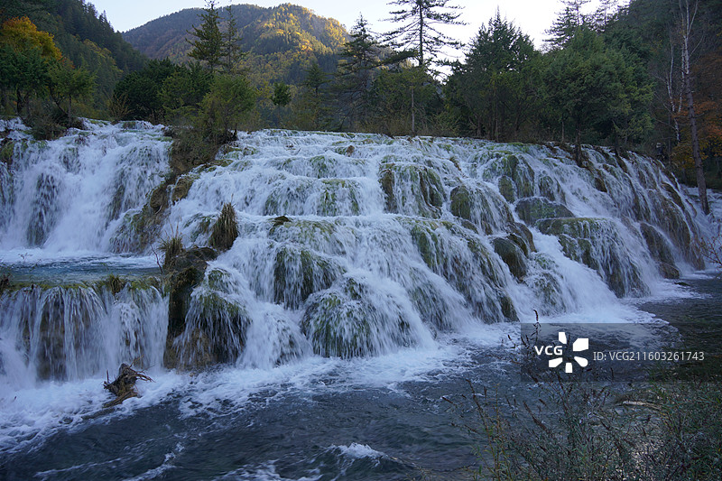 四川九寨沟双龙海瀑布图片素材