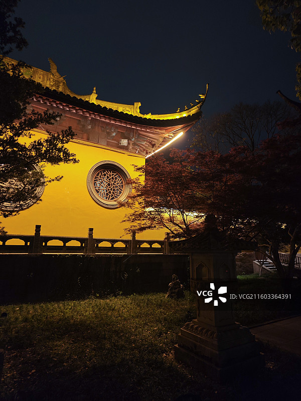 净慈禅寺敕建净慈禅寺金刚殿南屏晚钟夜景宁静图片素材
