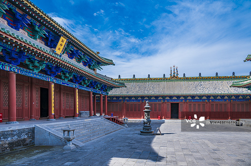 山西省朔州市朔州老城仿辽金建筑“中华第一门神”尉迟敬德庙建筑风光——昭神殿图片素材