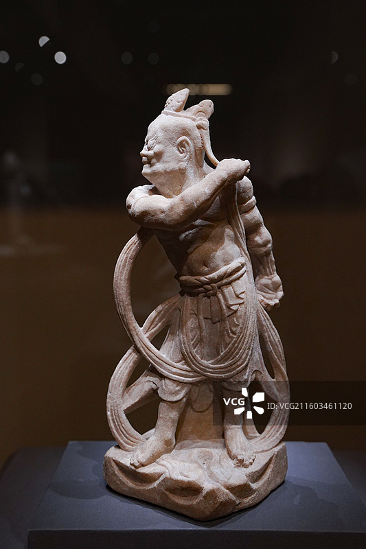 隆尧县文物保护管理所藏唐代戴花冠力士像图片素材