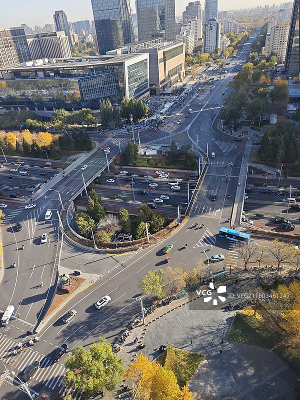 北京秋天的东直门桥都市风光图片素材