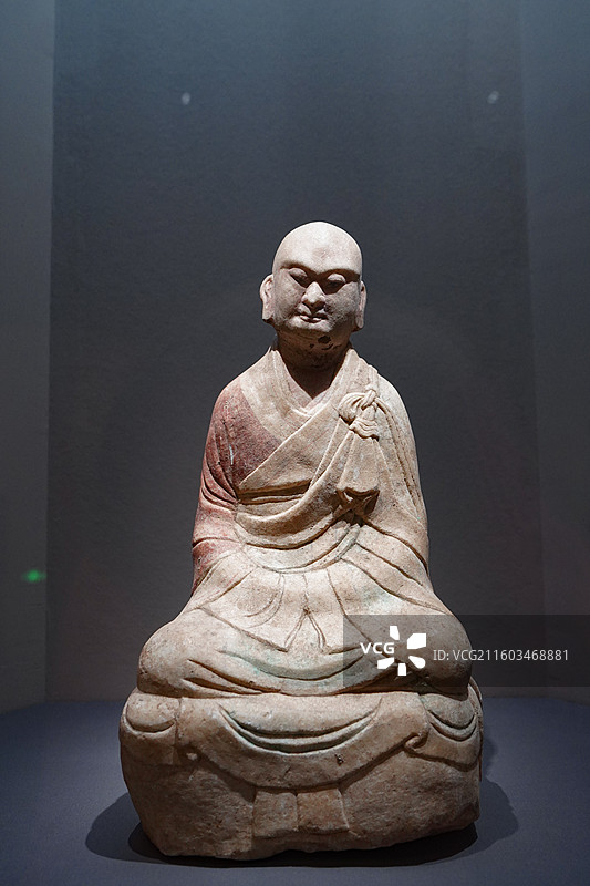 曲阳县文物保管所藏元代彩绘罗汉像图片素材