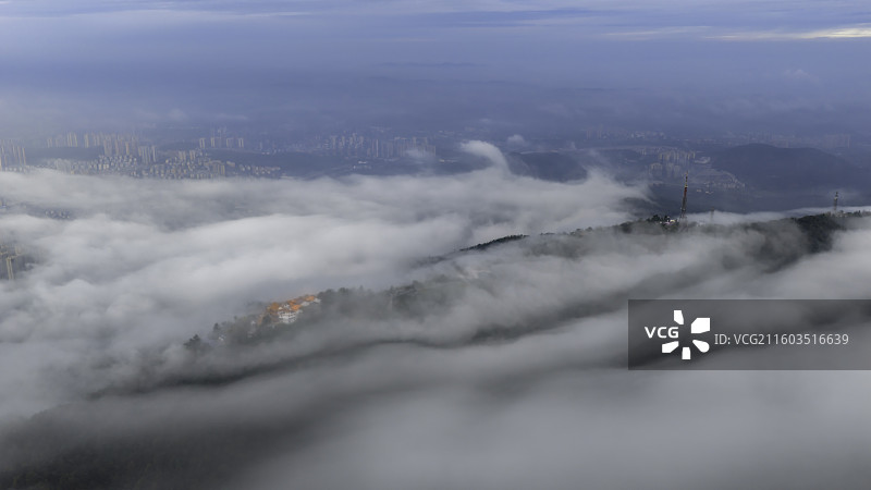 苏仙岭平流雾图片素材