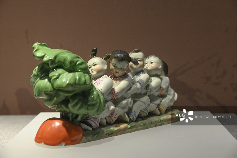 景德镇陶瓷博物馆陶瓷雕塑图片素材