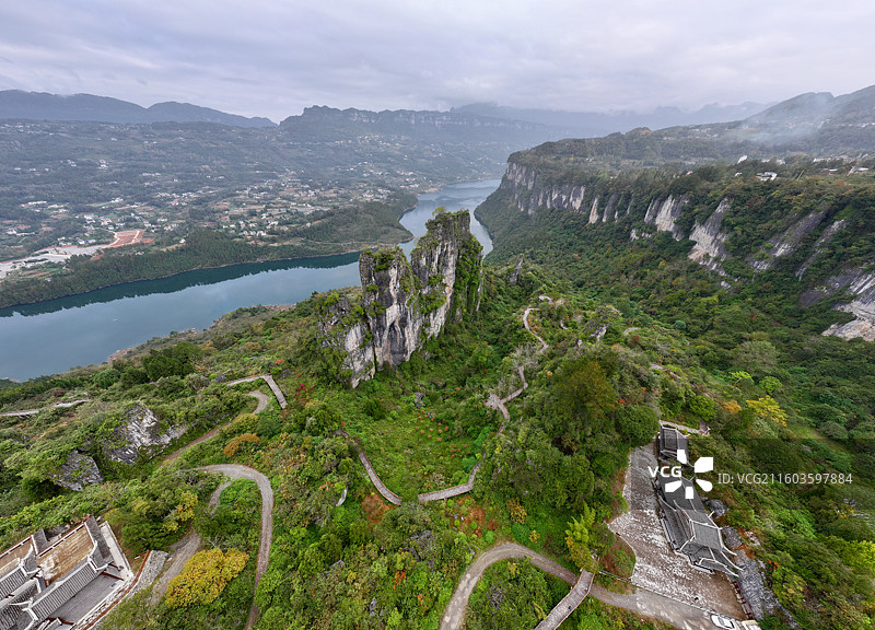 恩施大清江红花峰林风光图片素材