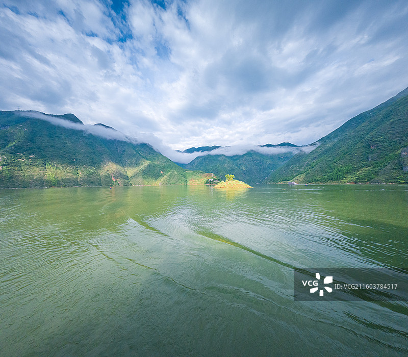 长江 江面 沿岸水面及自然风光图片素材