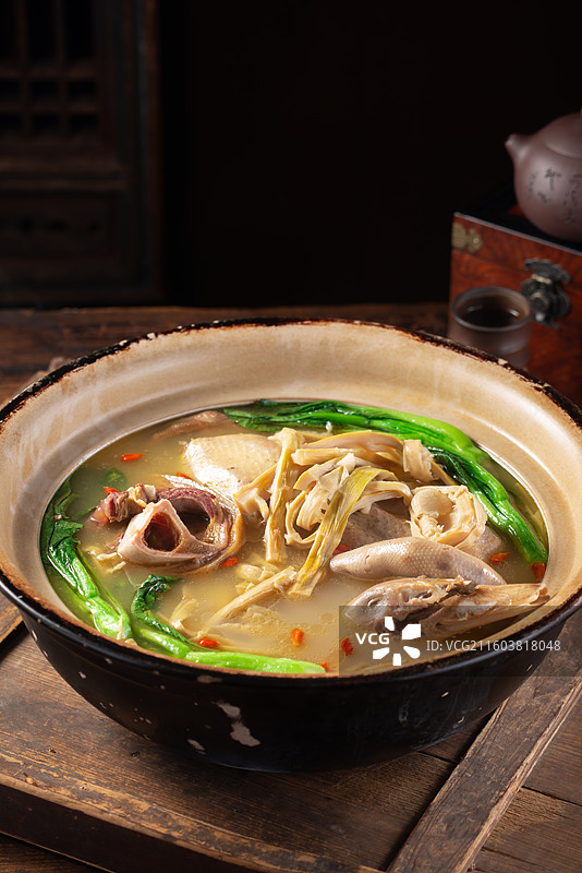 笋干老鸭煲图片素材