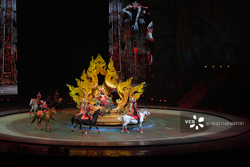 浙江省湖州市龙之梦国际马戏城表演节目图片素材