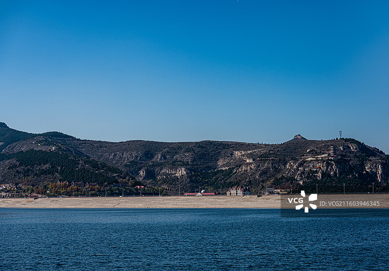 卧虎山水库北岸掠影图片素材