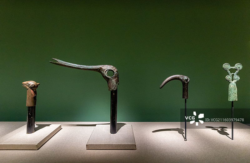 深圳南山博物馆鄂尔多斯精品青铜器文物图片素材