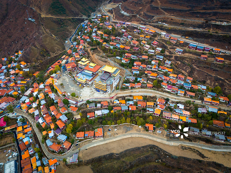 四川省甘孜州炉霍县寿灵寺航拍图片素材