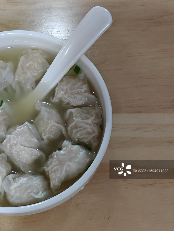 沙县小吃-扁肉，又名“扁食”图片素材