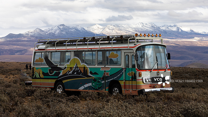 四川省甘孜州康定市鱼子西亚拉雪山图片素材