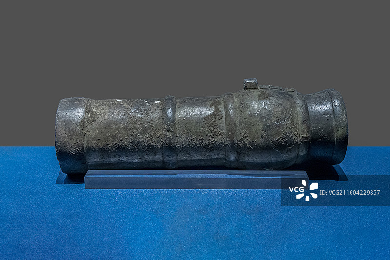 辽宁省沈阳博物馆“沈阳历史陈列”：嘉靖款铜旋风炮（明，于洪区霍家出土）图片素材