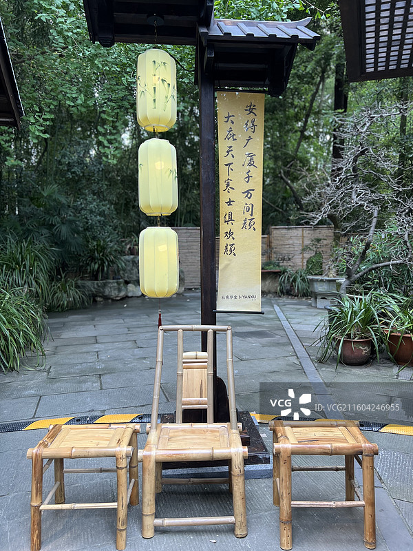 成都杜甫草堂博物馆文创市集室外传统布置图片素材