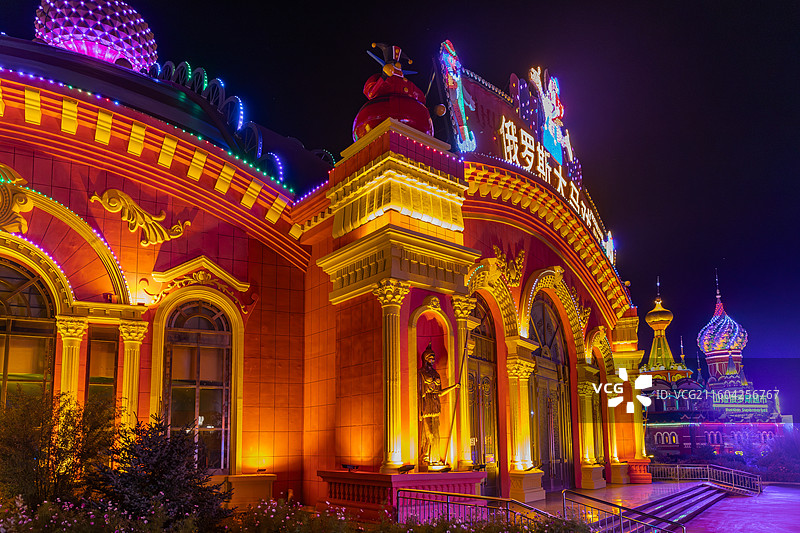 满洲里套娃广场夜景特色建筑景致图片素材