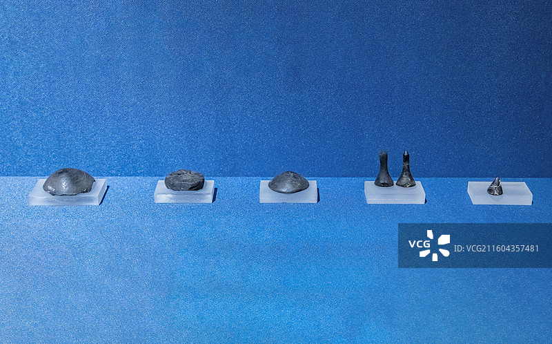 辽宁省沈阳博物馆“沈阳历史陈列”：煤精制品（新乐文化，皇姑区新乐遗址）图片素材