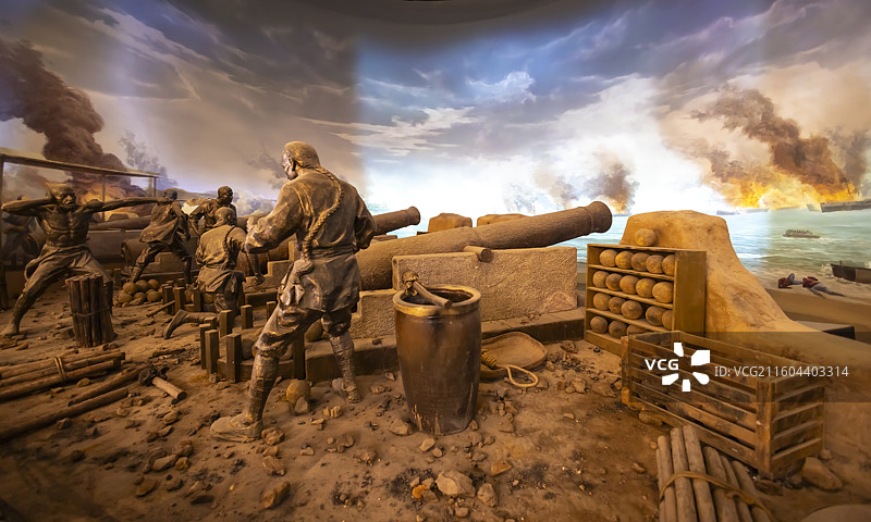 1859年6月25日下午2时30分左右 大沽炮台上的清军与12艘英法舰艇发生激烈战斗场景 天津博物馆图片素材