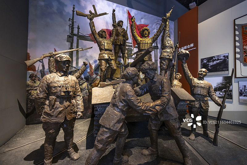 会师金汤桥雕像 天津博物馆图片素材