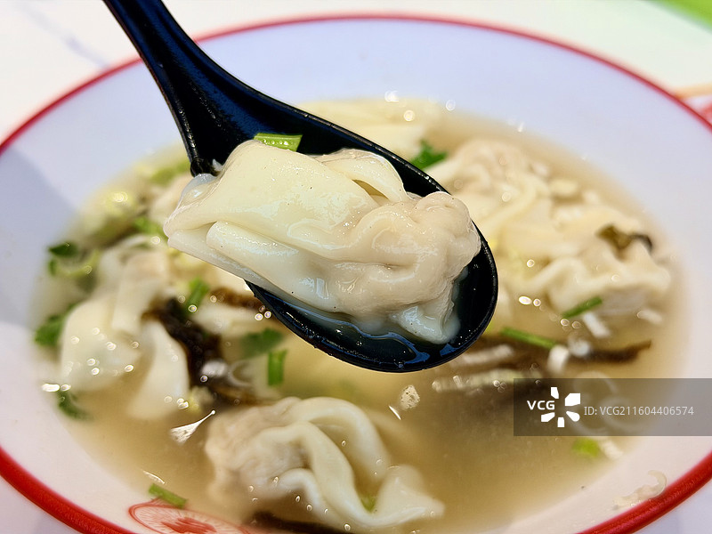 一碗馄饨图片素材