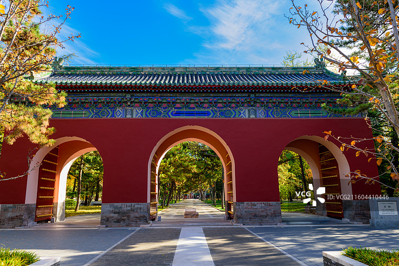 北京日坛公园风光-西天门图片素材