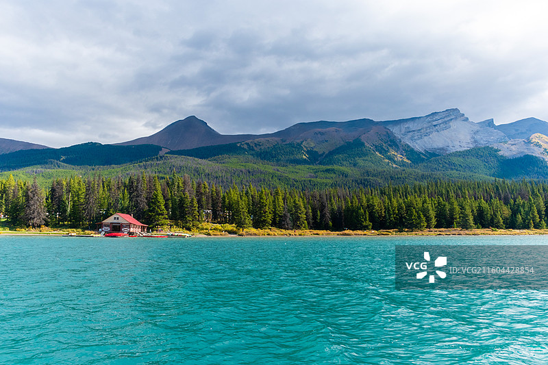 玛琳湖，精灵岛，加拿大落基山脉贾斯珀图片素材