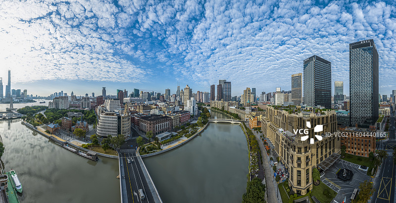 上海苏州河畔图片素材