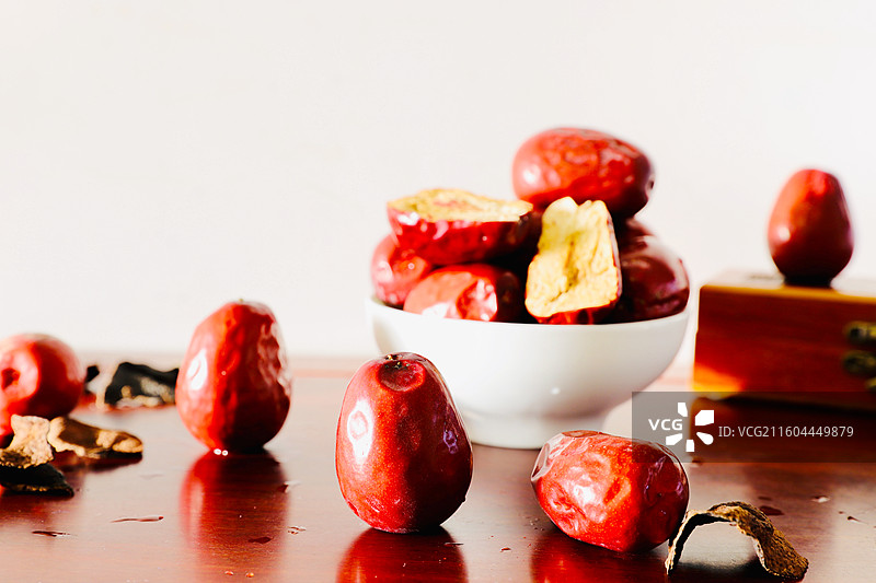 新疆地道风物：红枣、灰枣、大枣图片素材