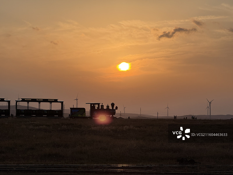 黄花沟的日落，等了3天，终于看到日落了。图片素材