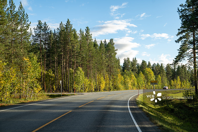 特罗姆瑟通往纳尔维克的公路风光图片素材