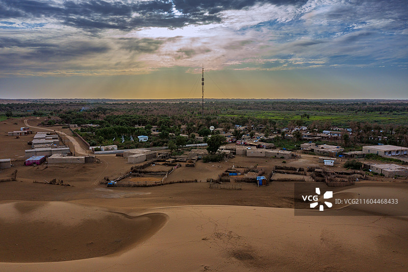 达里雅布依老村图片素材
