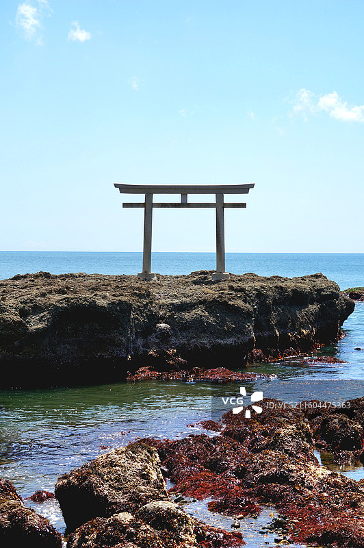 日本茨城县东茨城郡大洗町，大洗磯前神社的海中鸟居图片素材