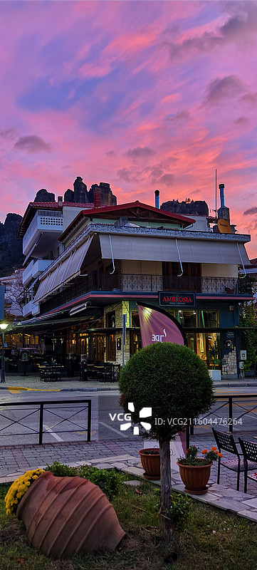 希腊色萨利大区特里卡拉州，卡兰巴卡清晨图片素材