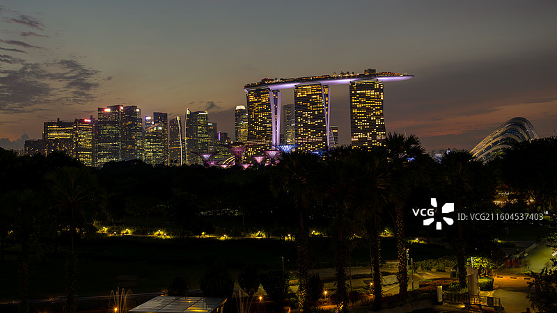 滨海湾花园·金沙酒店日落图片素材