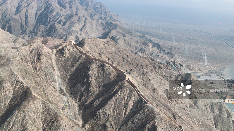 山上的悬壁长城图片素材