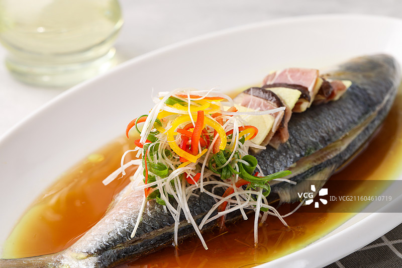 花雕酒香蒸鲥鱼图片素材