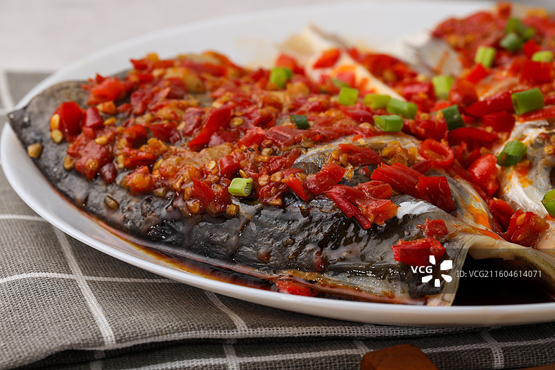 开门红剁椒鱼头图片素材