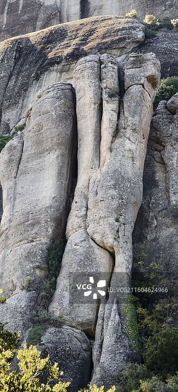 希腊色萨利大区特里卡拉州～天空之城·梅黛奥拉-矗立的巨型砂岩柱图片素材