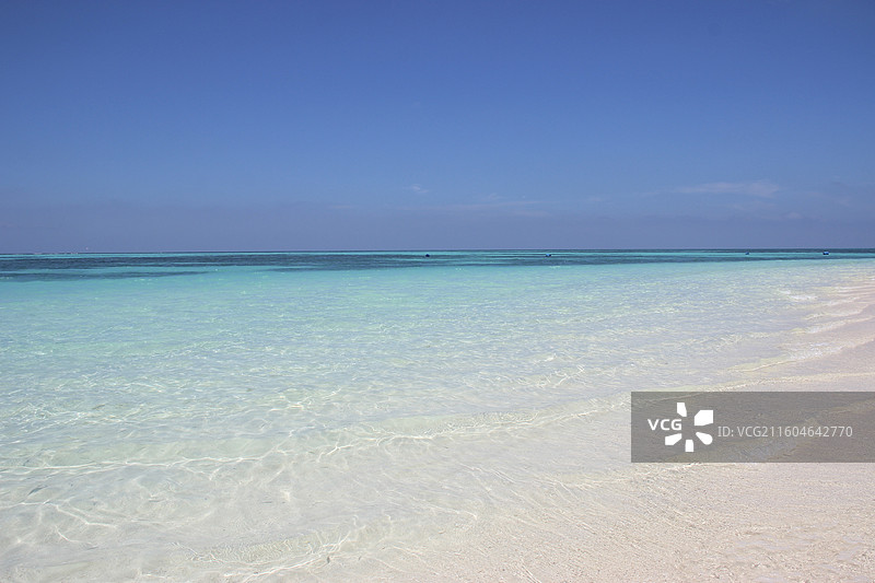 马来西亚沙巴亚庇环滩岛蓝天碧海自然风景图片素材