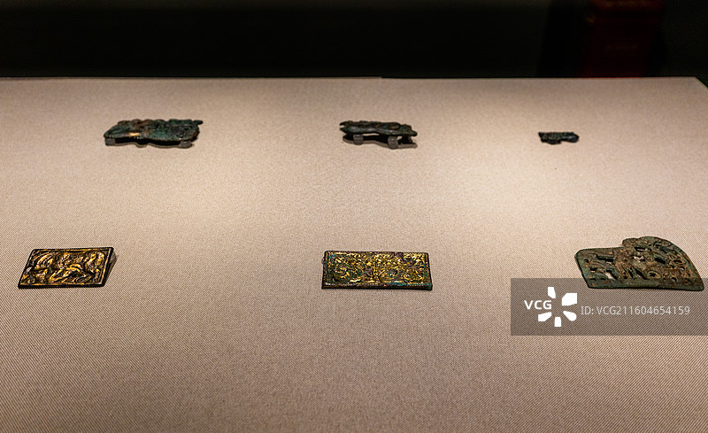 深圳南山博物馆鄂尔多斯精品青铜器文物图片素材